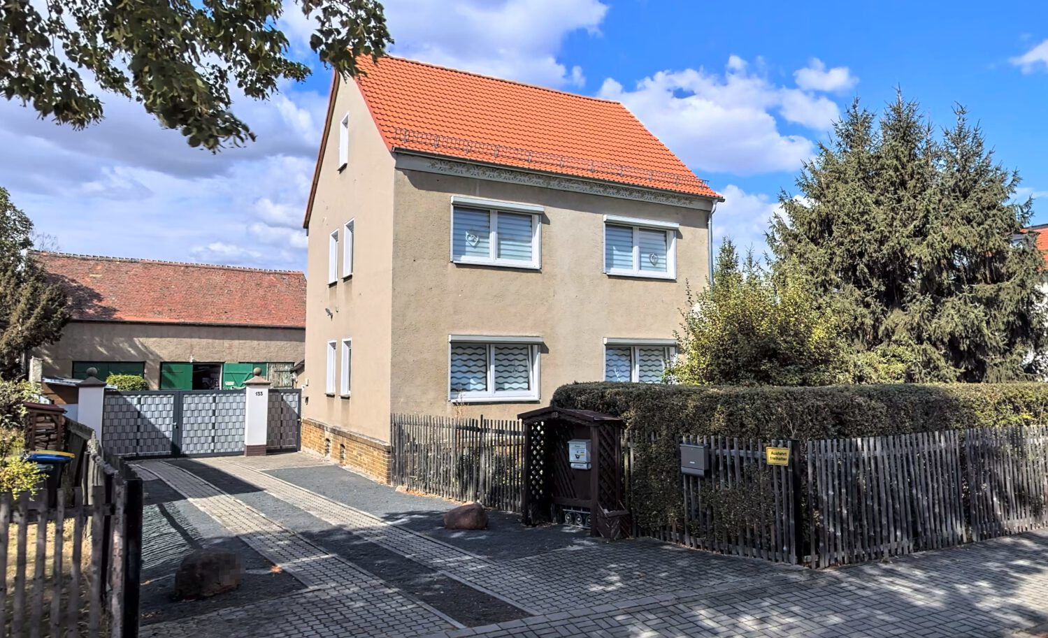 Hausansicht Einfamilienhaus